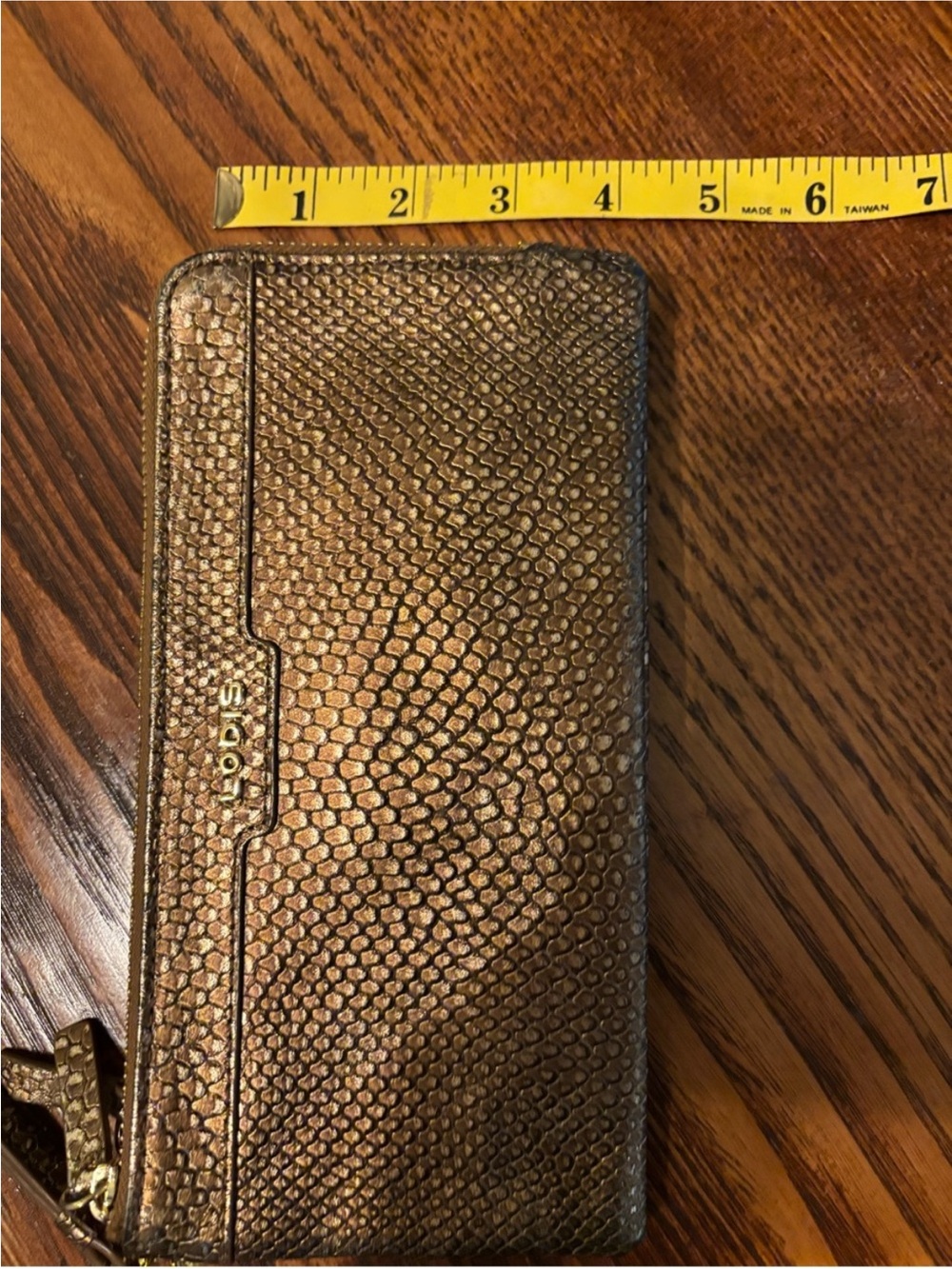 Lodis snakeskin embossed wristlet wallet bag - Picture 7 of 11